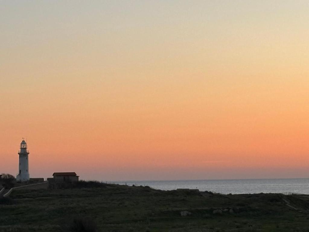 Venus Lighthouse 2B, Sea-View, Paphos Center公寓 外观 照片