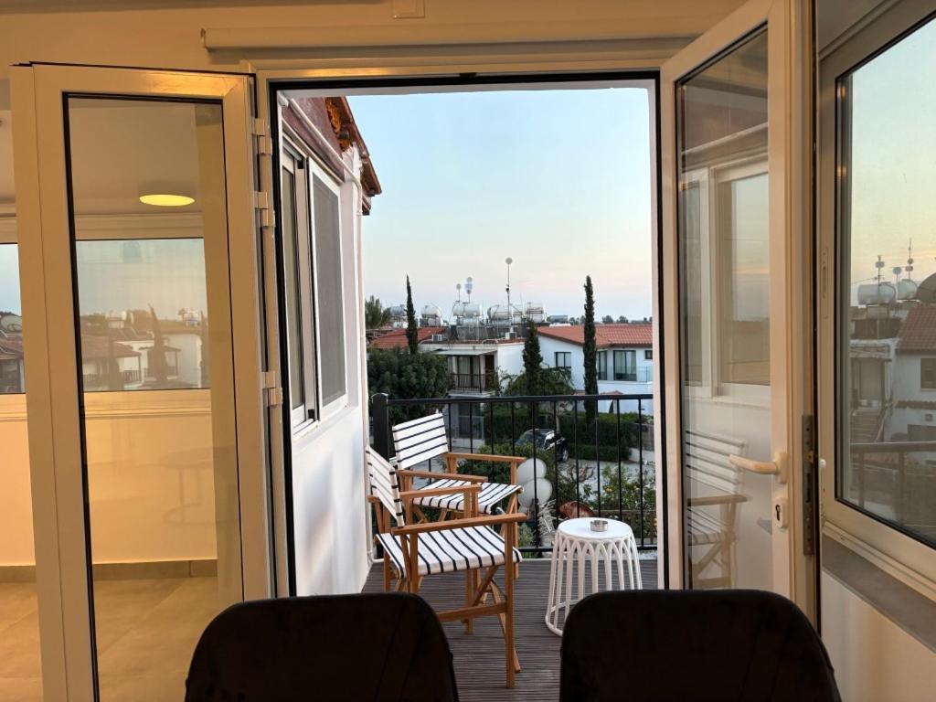 Venus Lighthouse 2B, Sea-View, Paphos Center公寓 外观 照片